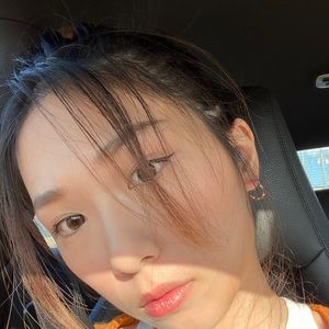 Meet your Posher, Kaitlyn